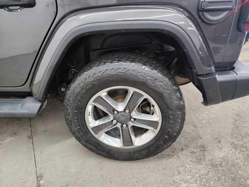 Used 2021 Jeep Wrangler Unlimited Sahara w/ Uconnect 4C Nav & Sound Group image 43