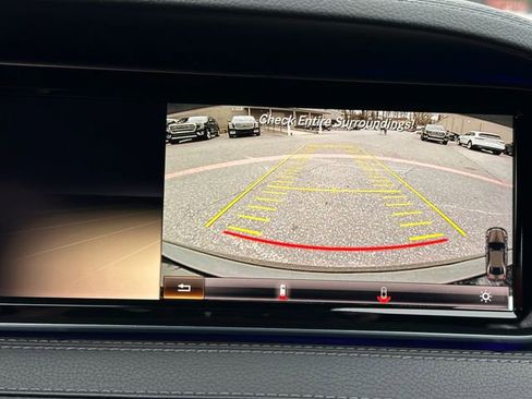 Used 2014 Mercedes-Benz S 550 Sedan w/ Premium 1 Package image 27