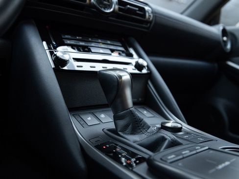 Used 2025 Lexus IS 350 F Sport w/ Accessory Package RWD image 24