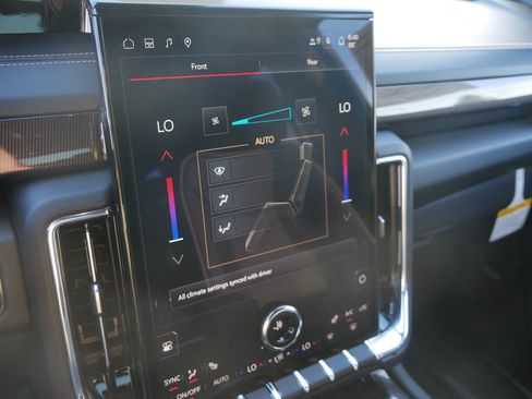New 2026 GMC Yukon Elevation w/ LPO, Floor Liner Package AWD/4WD image 8