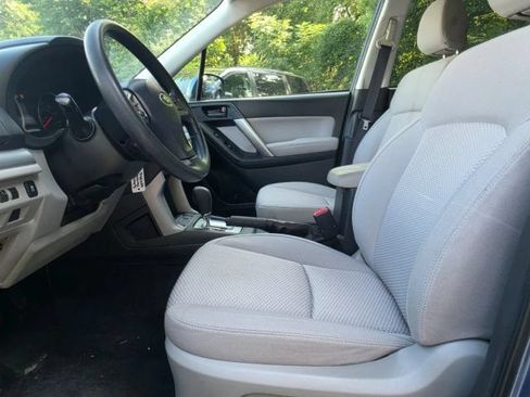 Used 2015 Subaru Forester 2.5i Premium w/ All-Weather Package AWD/4WD image 9