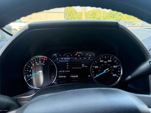 Used 2020 Ford F250 Lariat w/ Lariat Ultimate Package AWD/4WD image 18