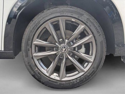 Certified 2025 Acura ADX A-Spec AWD/4WD image 10