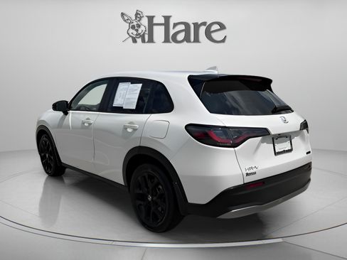 Used 2024 Honda HR-V Sport image 3