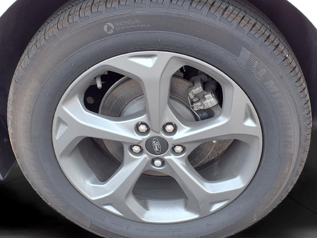 Used 2023 Ford Escape ST-Line w/ Tech Pack #1 FWD image 8