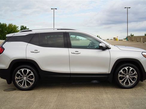 Used 2019 GMC Terrain SLT w/ Preferred Package FWD image 7
