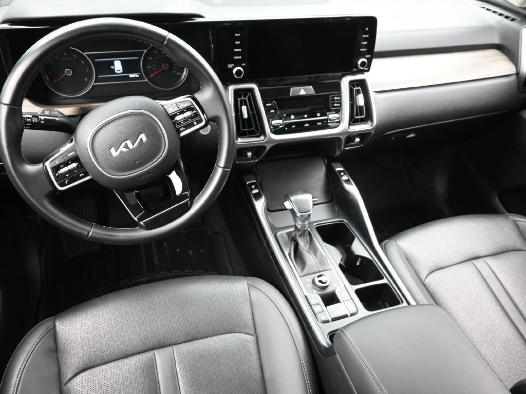 Used 2023 Kia Sorento X-Line EX AWD/4WD image 17