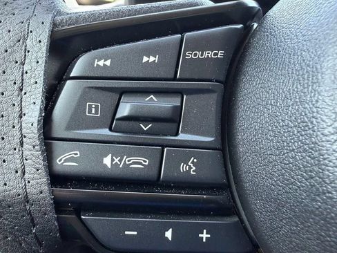 Used 2025 Subaru Crosstrek 2.0i AWD/4WD image 18