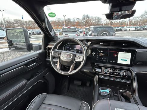 Certified 2024 GMC Sierra 2500 AT4X w/ AT4X AEV Edition image 27