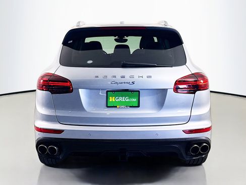 Used 2017 Porsche Cayenne S w/ Premium Plus Package image 8