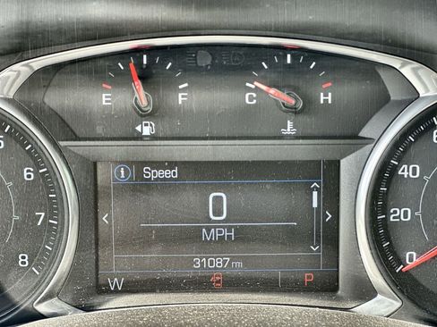 Certified 2018 GMC Terrain SLT w/ Preferred Package image 12