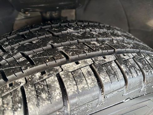 Used 2022 Chevrolet Equinox LT image 26