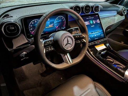 New 2026 Mercedes-Benz GLC 300 4MATIC image 3