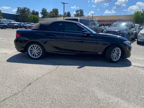 Used 2016 BMW 228i Convertible image 2