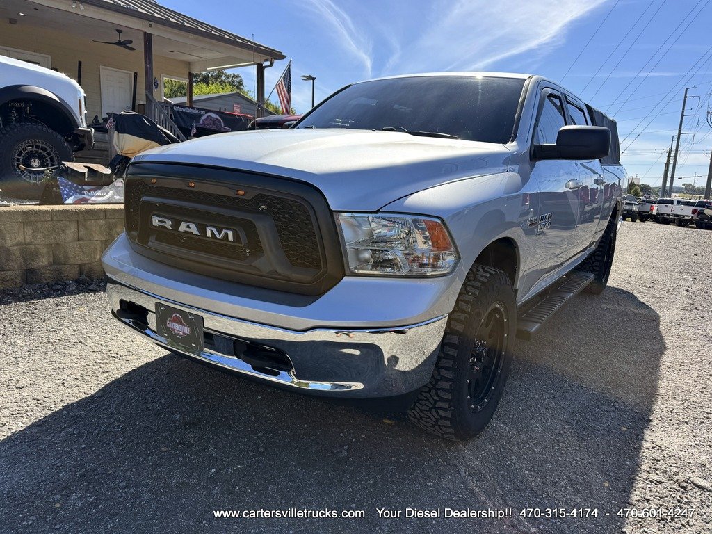 Used 2019 RAM 1500 Classic SLT AWD/4WD image 4