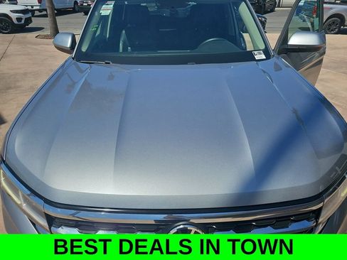 Used 2023 Volkswagen Atlas SE FWD image 33