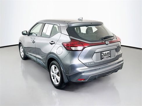 Used 2021 Nissan Kicks S image 5