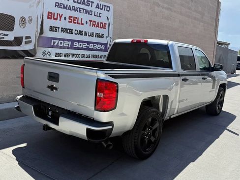 Used 2018 Chevrolet Silverado 1500 Custom w/ Custom Value Package RWD image 3