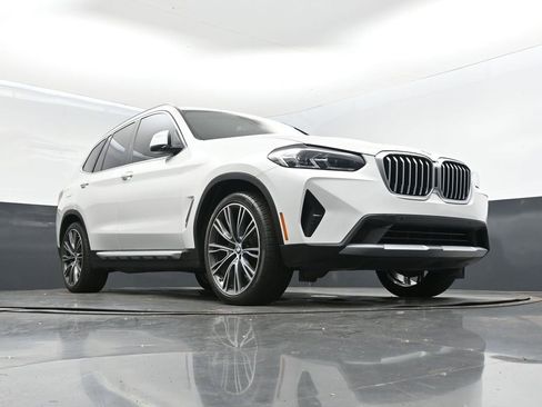 Used 2023 BMW X3 sDrive30i w/ Premium Package image 46