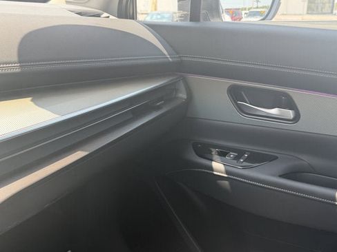 Used 2025 Nissan Murano SL AWD/4WD image 32