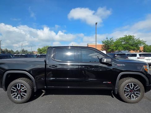 Used 2021 GMC Sierra 1500 AT4 w/ AT4 Preferred Package AWD/4WD image 4
