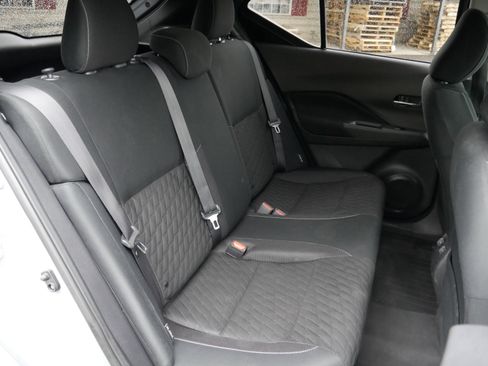 Used 2021 Nissan Kicks SV w/ Exterior Package image 23