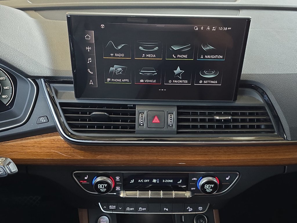 Used 2023 Audi Q5 2.0T Premium Plus AWD/4WD image 23