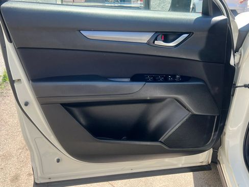 Used 2019 MAZDA CX-5 Sport AWD/4WD image 12