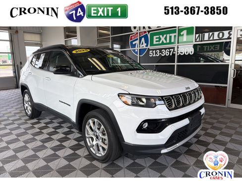Used 2025 Jeep Compass Limited AWD/4WD image 1