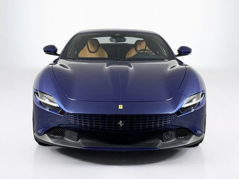 Used 2023 Ferrari Roma RWD image 11