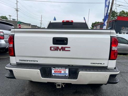 Used 2015 GMC Sierra 1500 Denali AWD/4WD image 9