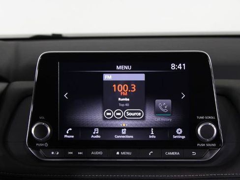Certified 2025 Nissan Rogue S FWD image 9