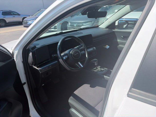 Used 2025 Hyundai Kona SEL FWD image 10