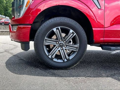Used 2023 Ford F150 Lariat w/ Equipment Group 502A High AWD/4WD image 4