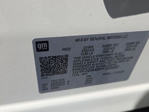 Used 2023 Cadillac XT4 Premium Luxury w/ Cold Weather Package image 12