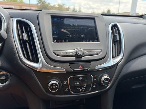 Used 2019 Chevrolet Equinox LT FWD image 19