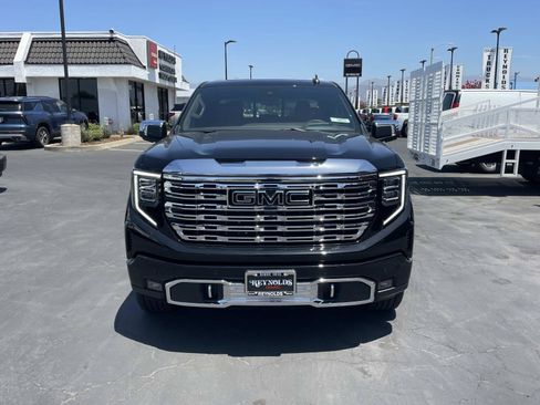 New 2026 GMC Sierra 1500 Denali w/ Denali Reserve Package AWD/4WD image 2