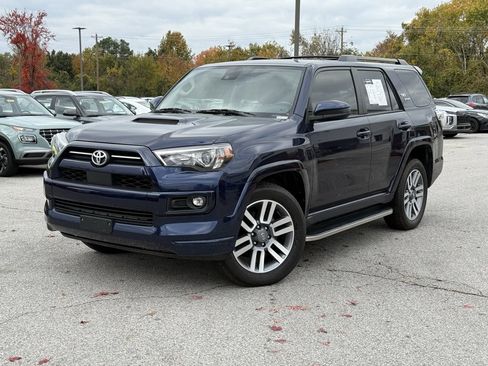 Used 2023 Toyota 4Runner TRD Sport image 3