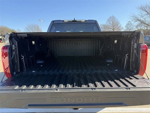 Used 2024 Toyota Tundra Limited image 31