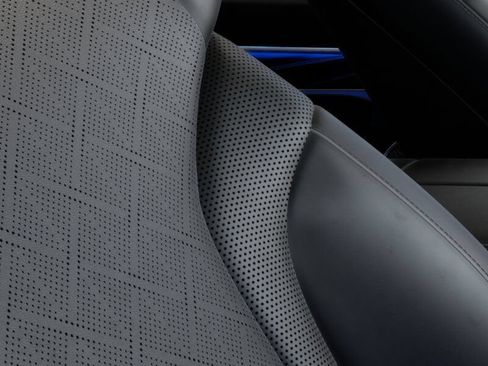 New 2027 Genesis GV80 2.5T Advanced AWD/4WD image 16