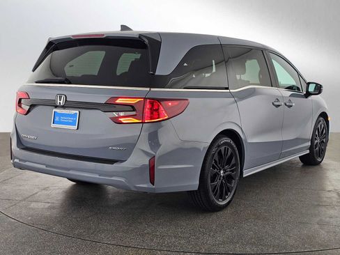 Used 2025 Honda Odyssey Sport-L image 3