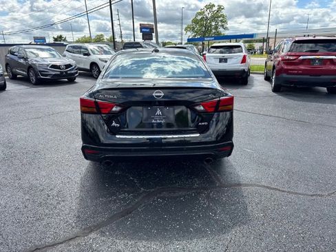 Used 2023 Nissan Altima 2.5 SL AWD/4WD image 5
