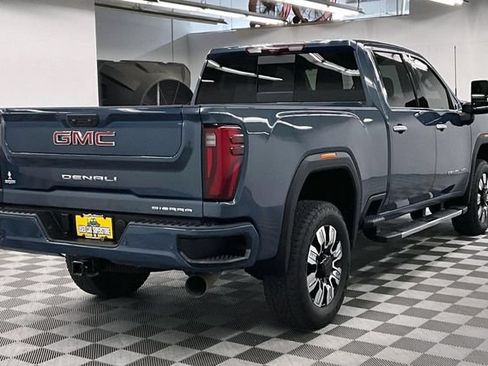 Used 2025 GMC Sierra 2500 Denali w/ Denali Reserve Package AWD/4WD image 13