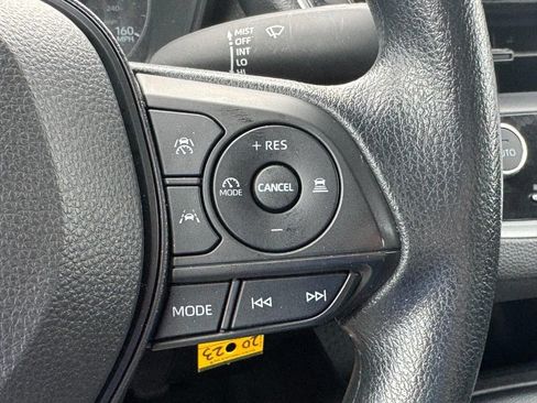Used 2023 Toyota Corolla LE FWD image 26