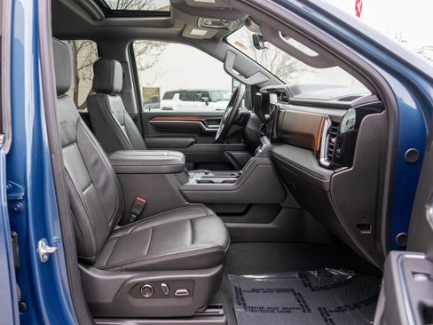 Used 2025 GMC Sierra 2500 Denali w/ Denali Reserve Package image 10