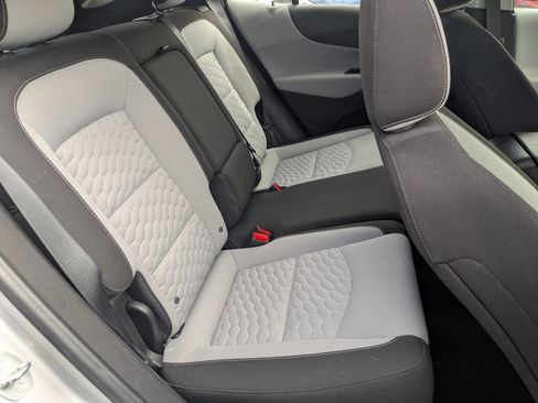Used 2020 Chevrolet Equinox LS FWD image 23