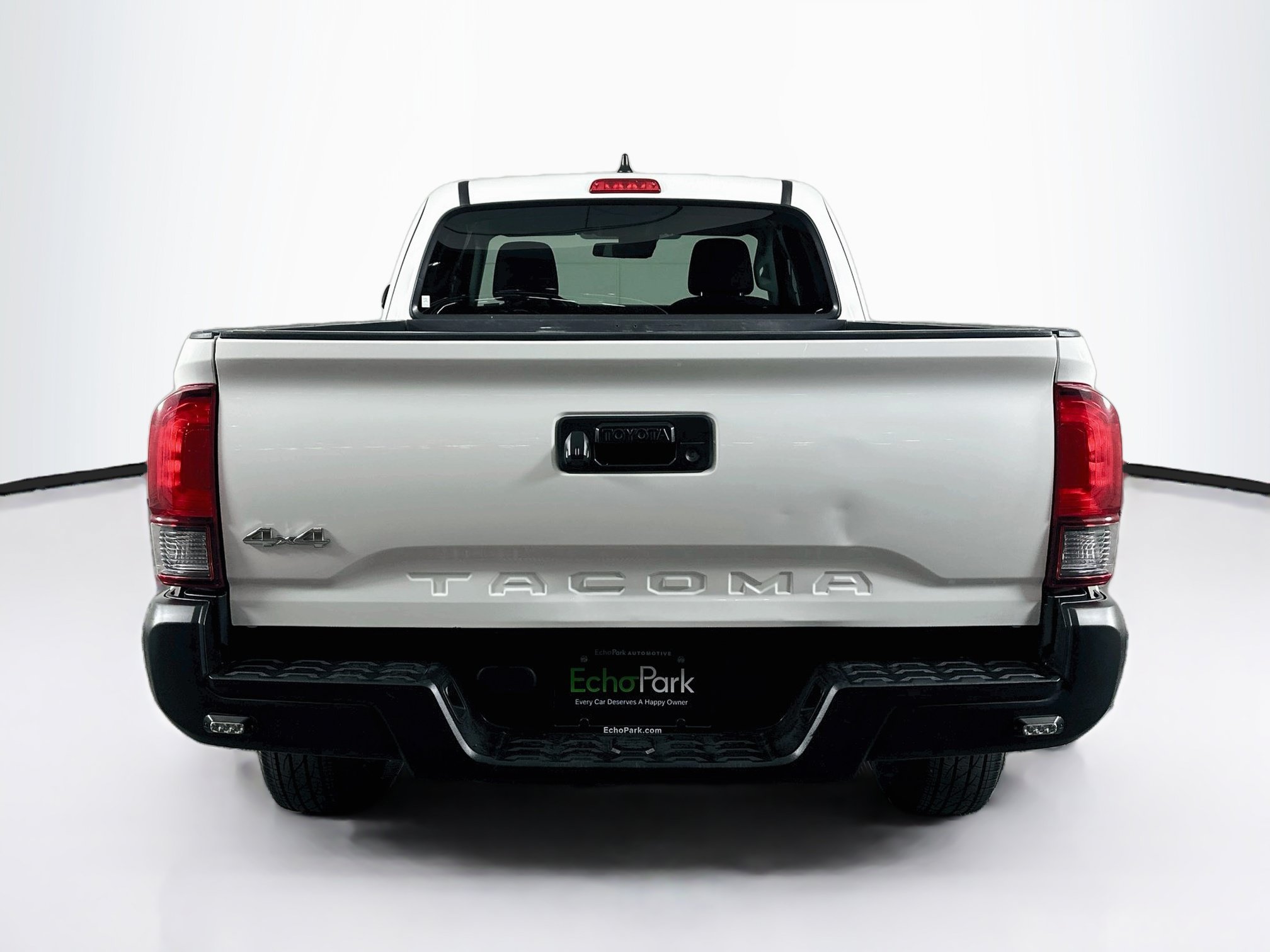 Used 2022 Toyota Tacoma SR AWD/4WD image 7
