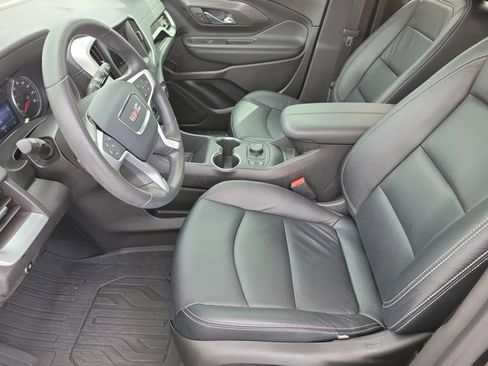 Used 2023 GMC Terrain SLE w/ Driver Convenience Package image 12