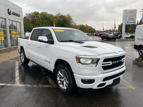 Used 2023 RAM 1500 Laramie image 7