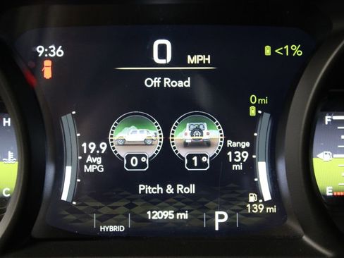 Used 2025 Jeep Wrangler Unlimited Sahara w/ Safety Group image 22